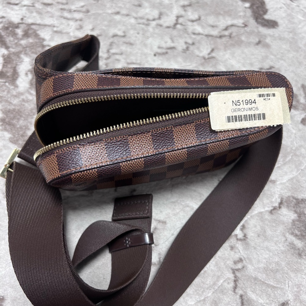 Louis Vuitton Geronimos Belt Bag & Fanny Pack Brown Canvas Damier - Picture 4 of 5